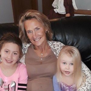 Meet your Posher, Cathy